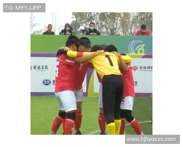 青春足球明星女神的魅力头像展现运动与美丽的完美结合